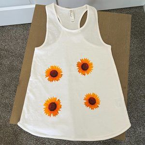 Live And Tell Tank Top With Sunflowers Girls Size Small